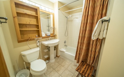 Dakota Lodge 8481 14