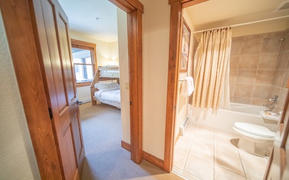 Red Hawk Townhomes 2352 11