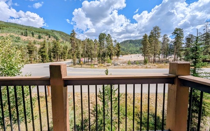 River Run Townhomes 100 43