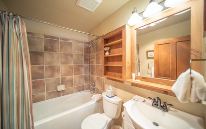 Red Hawk Townhomes 2333 18