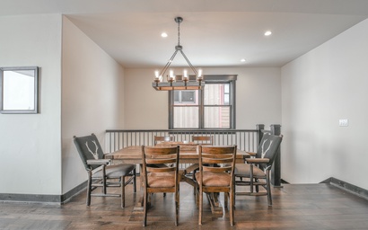 Alders 46 Outpost Dr 13