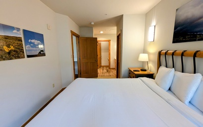 Expedition Station 8607 LIST 21