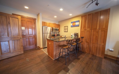 Red Hawk Lodge 2270 6