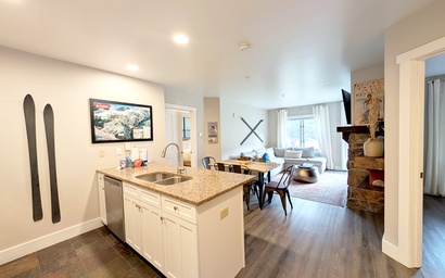 Red Hawk Lodge 2211 2