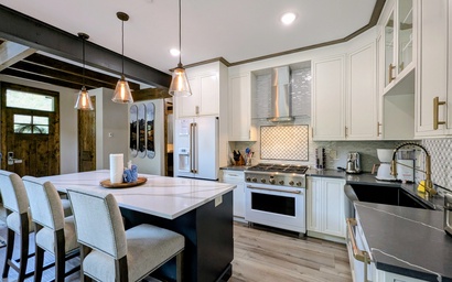 Seasons Townhome 1890 11