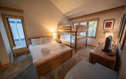 Chateaux DuMont 2725 24