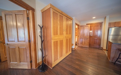 Red Hawk Lodge 2270 18