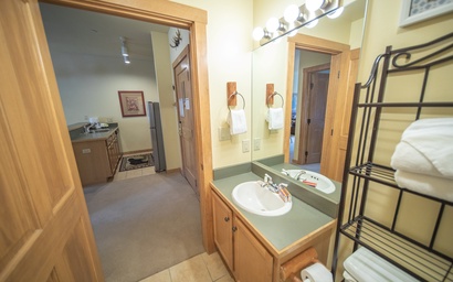 Arapahoe Lodge 8116 14