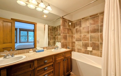 Red Hawk Townhomes 2337 28