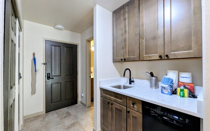 Gateway Lodge 5008 10