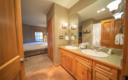 Expedition Station 8590 23