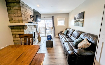 Red Hawk Lodge 2295 10