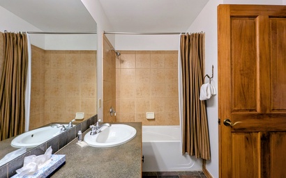 Red Hawk Lodge 2264 20