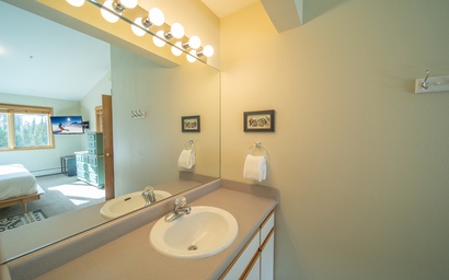 Cinnamon Ridge D323 14