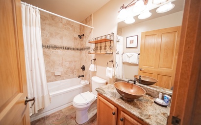 Arapahoe Lodge 8105 14