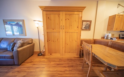 Expedition Station 8554 19