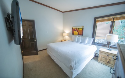 Tennis Townhomes 1323 16