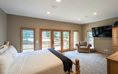 Goldenrod Home 88 28