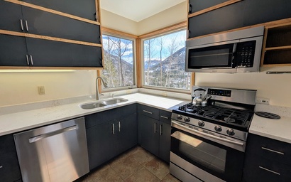 Keystone Brom House 48 11