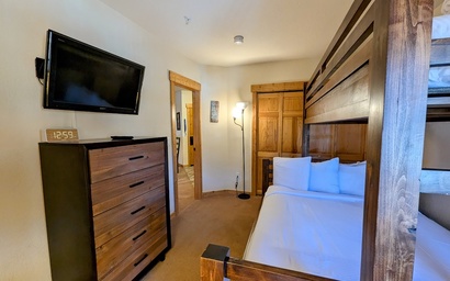 Tenderfoot Lodge 2643 22