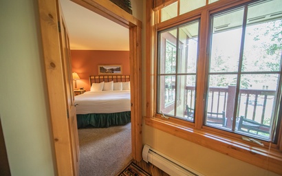 Expedition Station 8590 15