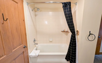 Expedition Station 8634 26