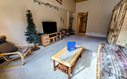 Gateway Lodge 5062 6