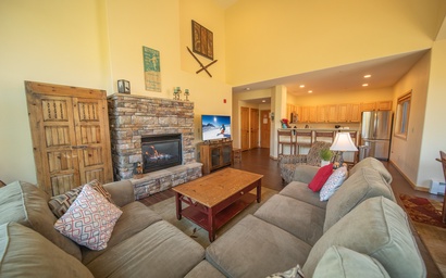 Gateway Lodge 5089 3