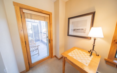 Dakota Lodge 8518 21