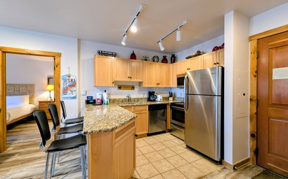 Dakota Lodge 8499 18