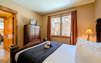 Keystone Retreat 33 40