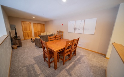 Gateway Lodge 5096 27