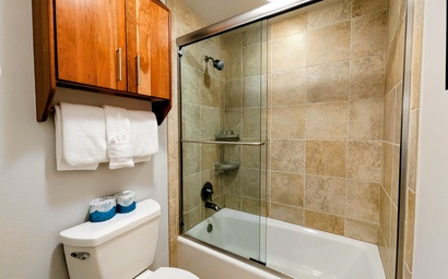 Chateaux DuMont 2702 48