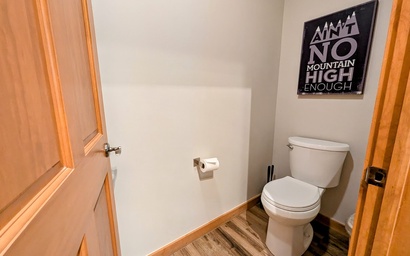 Expedition Station 8607 LIST 24