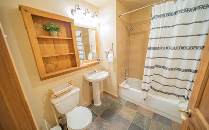 Red Hawk Lodge 2297 20