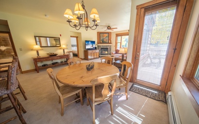 Red Hawk Townhomes 2345 3