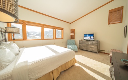 Tennis Townhomes 1309 28