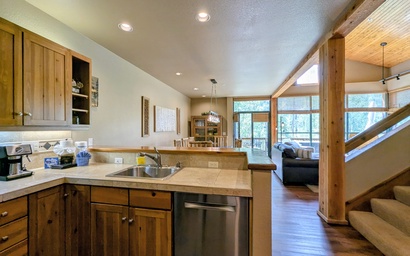 Ski Tip Ranch 8747 9