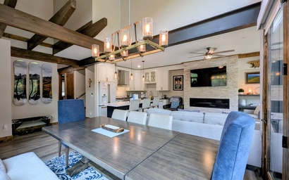 Seasons Townhome 1890 12
