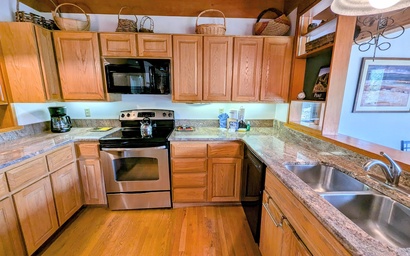 Tennis Townhomes 1326 8