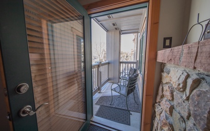 Expedition Station 8608 25