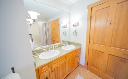 Expedition Station 8610 14