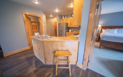 Expedition Station 8593 13