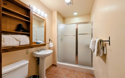 Expedition Station 8591 26