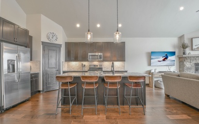 Alders 46 Outpost Dr 9