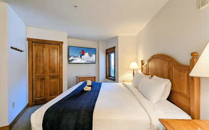 Red Hawk Lodge 2264 23