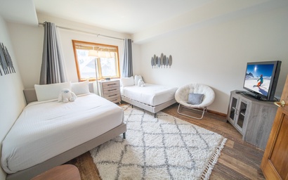 Gateway Lodge 5074 19