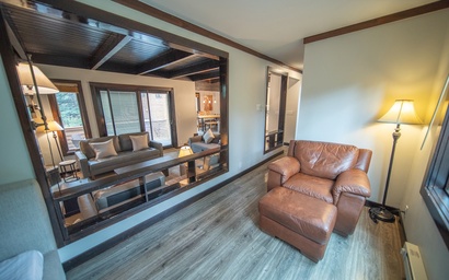 Tennis Townhomes 1323 23