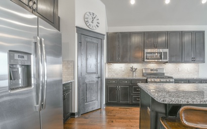 Alders 46 Outpost Dr 10