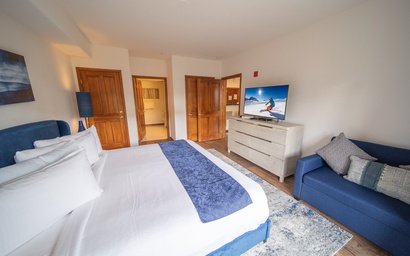 Gateway Lodge 5074 14